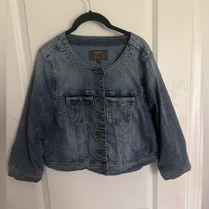 Torrid Light Wash Cropped Denim Jacket – Size 1X/1XL, Trendy & Versatile